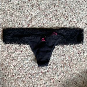 NWOT LaSeuza thong panties